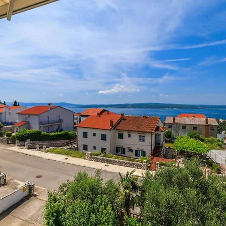 Dijana Appartement *