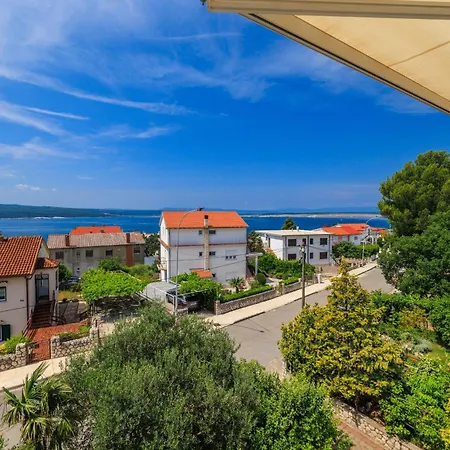 Dijana Appartement *