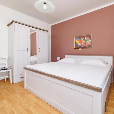 Appartement Dijana *